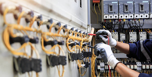 Professional Electrician technician working in Vernal, UT